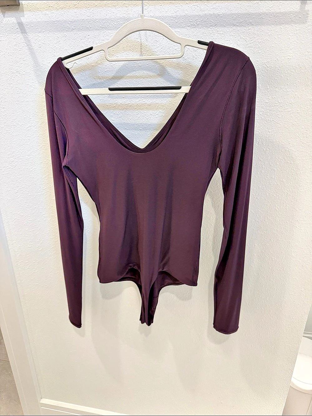Aerie SMOOTHEZ Long Sleeve Plunge Bodysuit Purple Medium